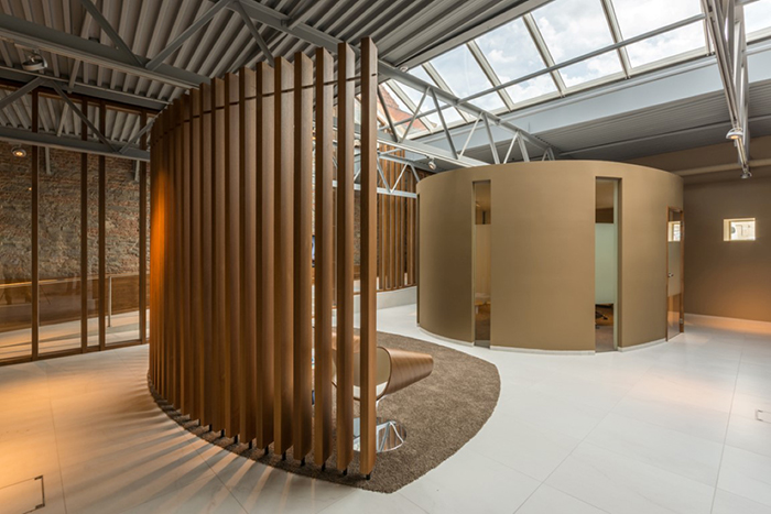 Bank Nagelmakers / Kantoor Doornik